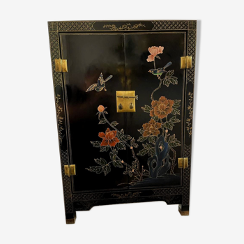 Chinese entrance cabinet