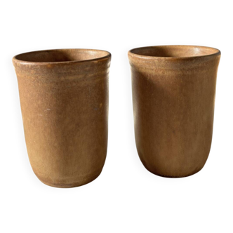 Stoneware cups