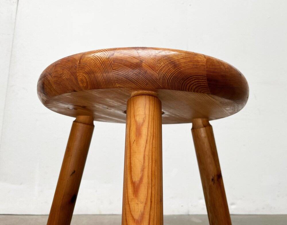 Mid-century pine sauna stool by Bertel Gardberg for Artek, 1950s.