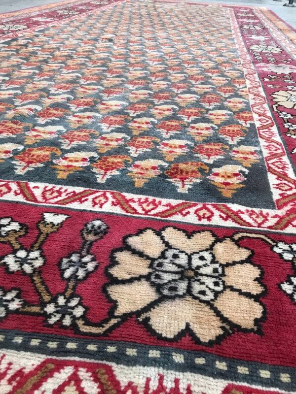 Very large carpet Algeria style done Donegal hand 292 X 686 CM
