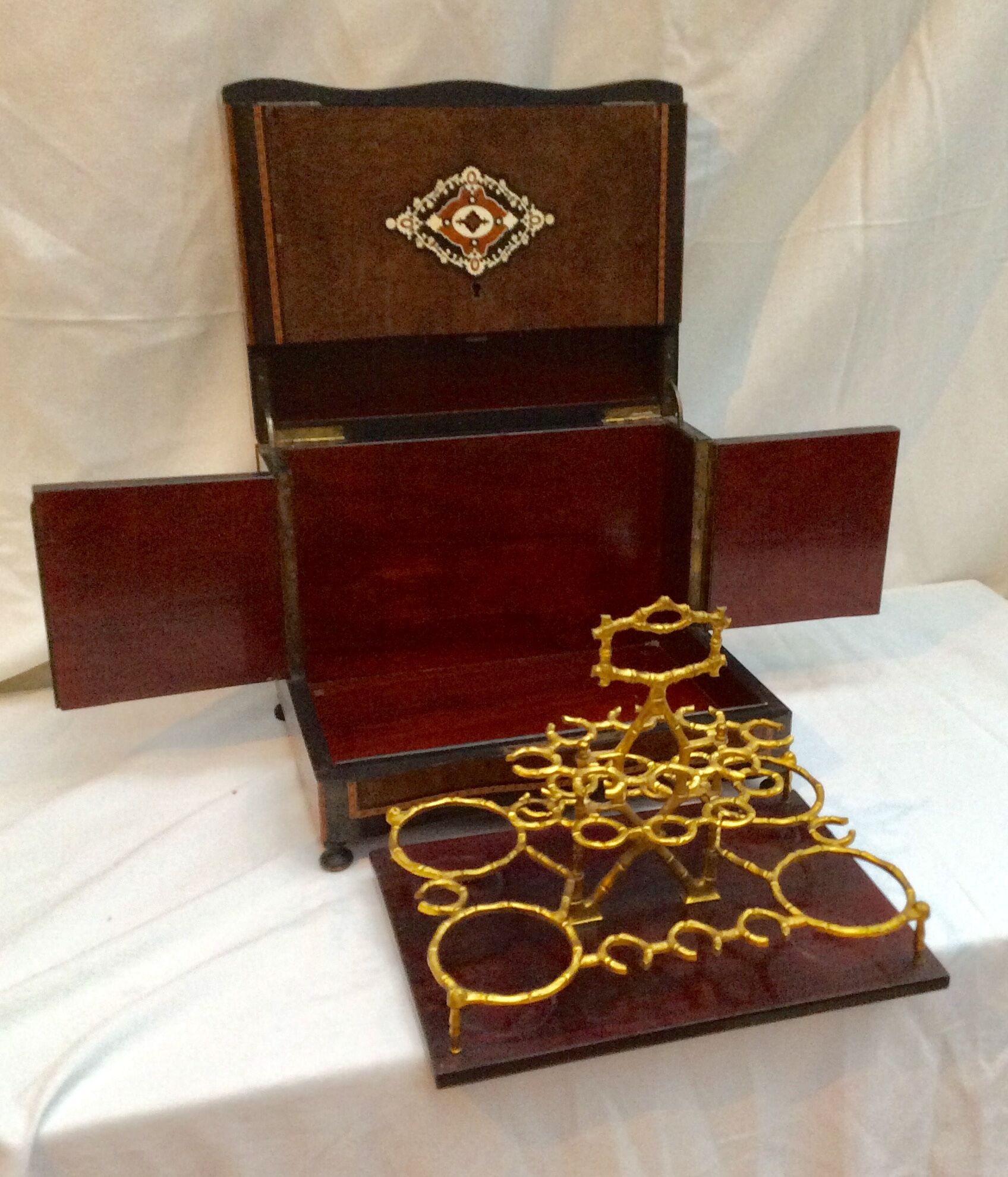 Old liquor cellar box with empty servant removable tray XlXeme H-27cm-L-32.5 cm-Pr-24cm-