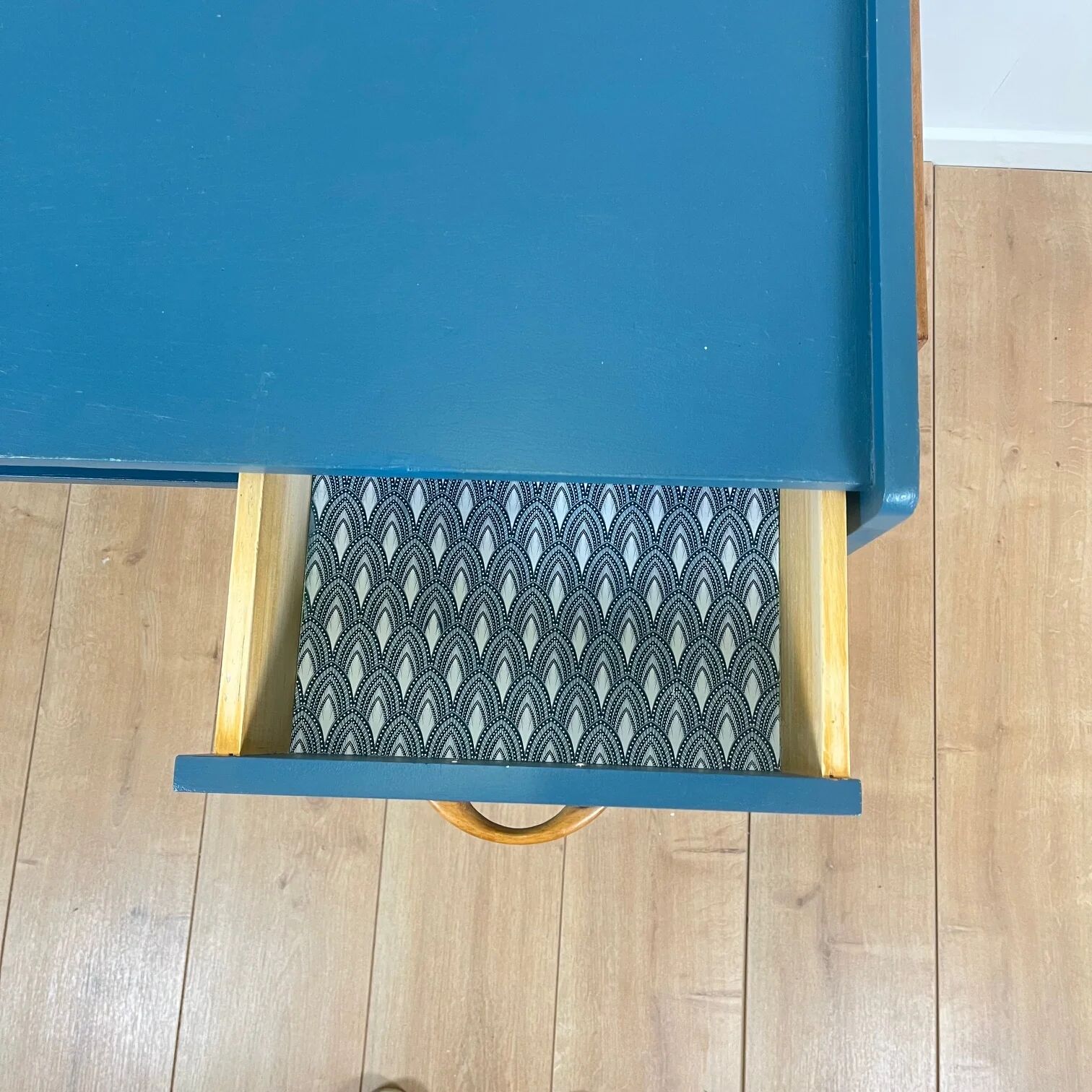 Vintage modernist desk in petrol blue, 1950s/60s.