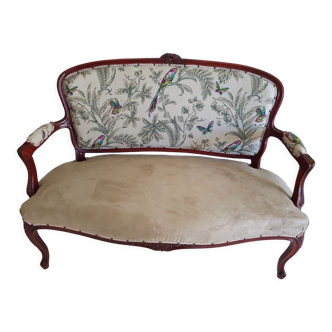 Sells Louis XV style sofa completely renovated by an upholsterer