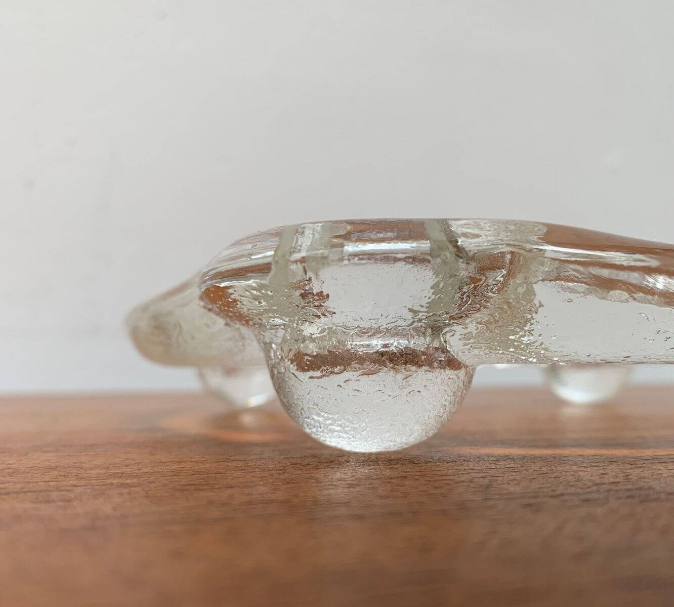 Anneau porte-bougie en verre suédois de Pukeberg, années 1970