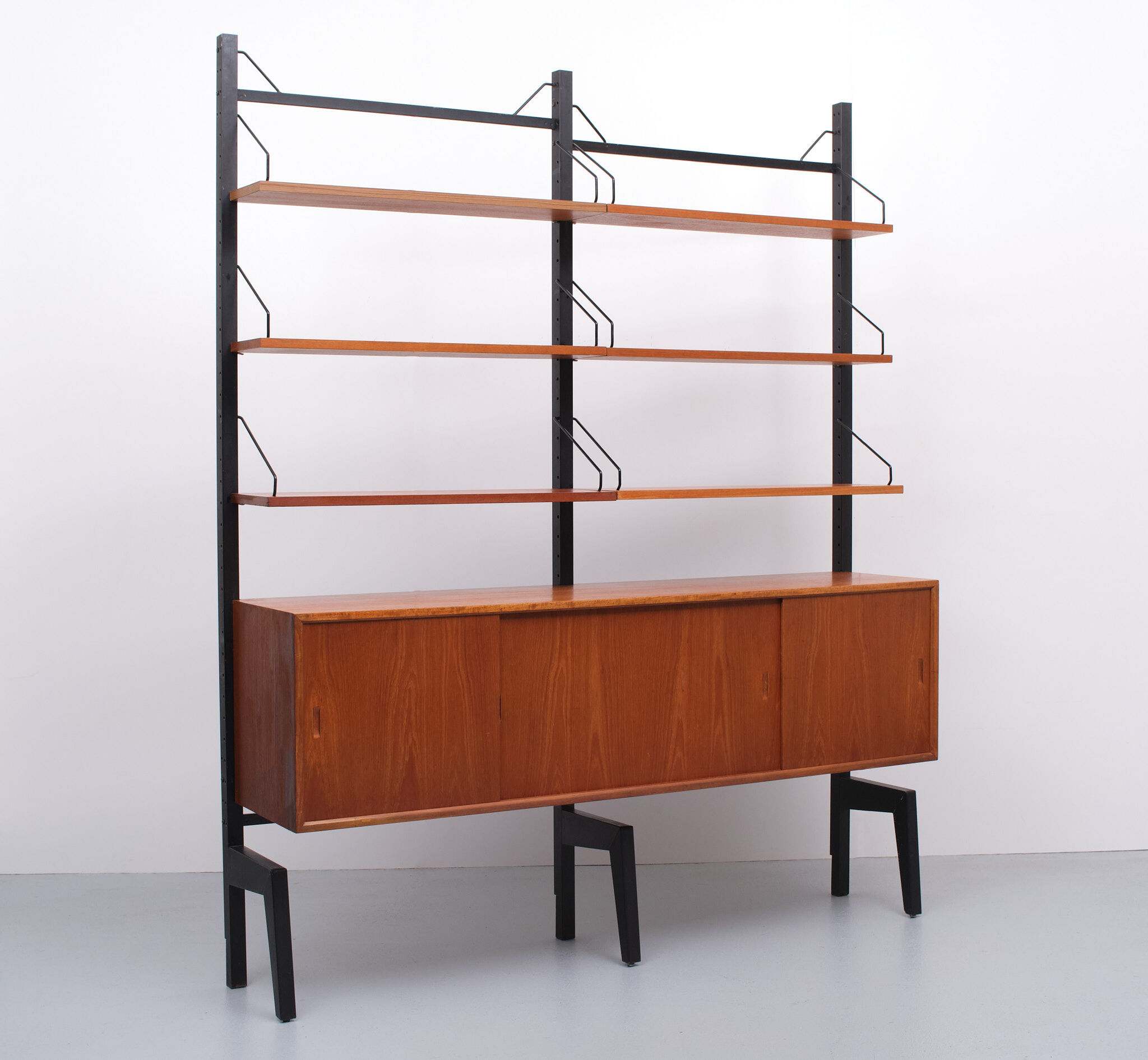 Poul Cadovius Royal Wall System Free Standing 1958 Denmark