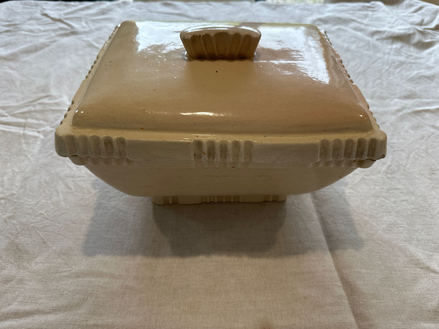 Yvon Roy large volume soup tureen