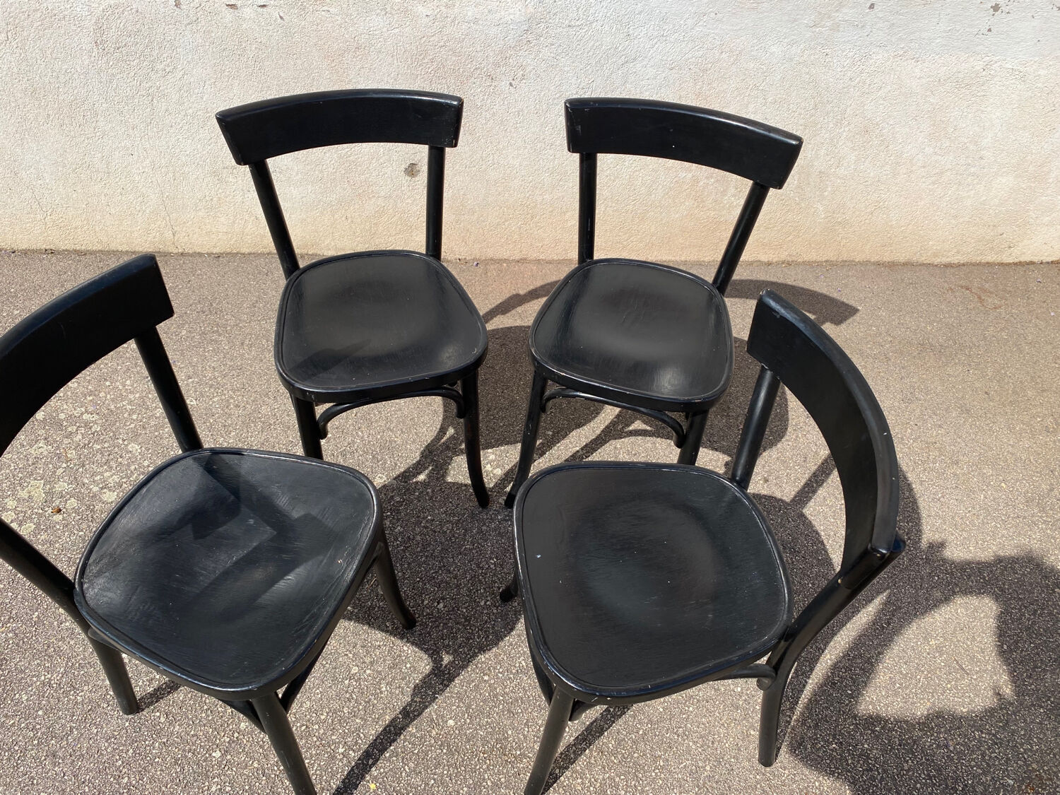 Set de 4 chaises bistrot noires