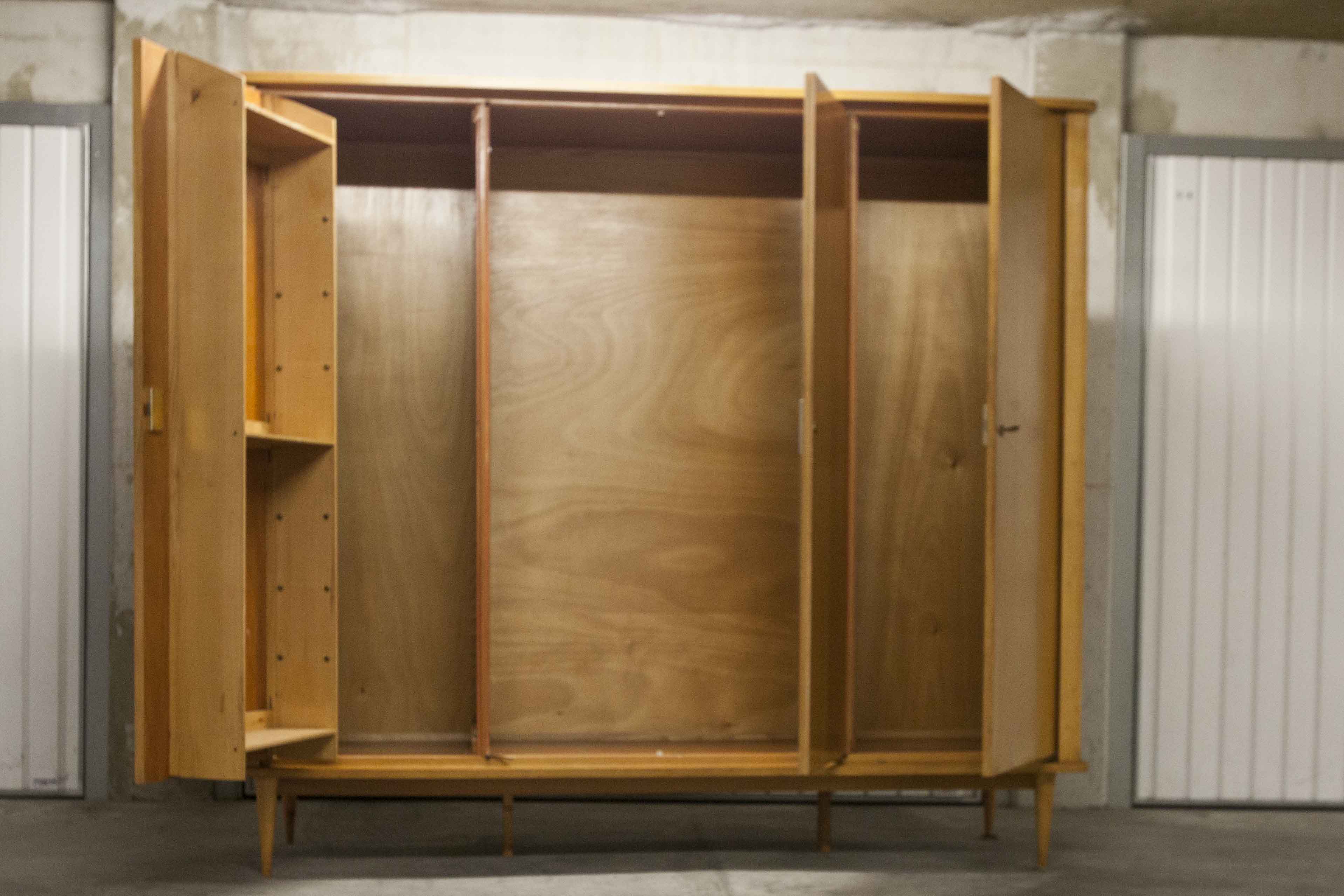 Scandinavian wardrobe 1960 honey color 4 doors L 205 cm