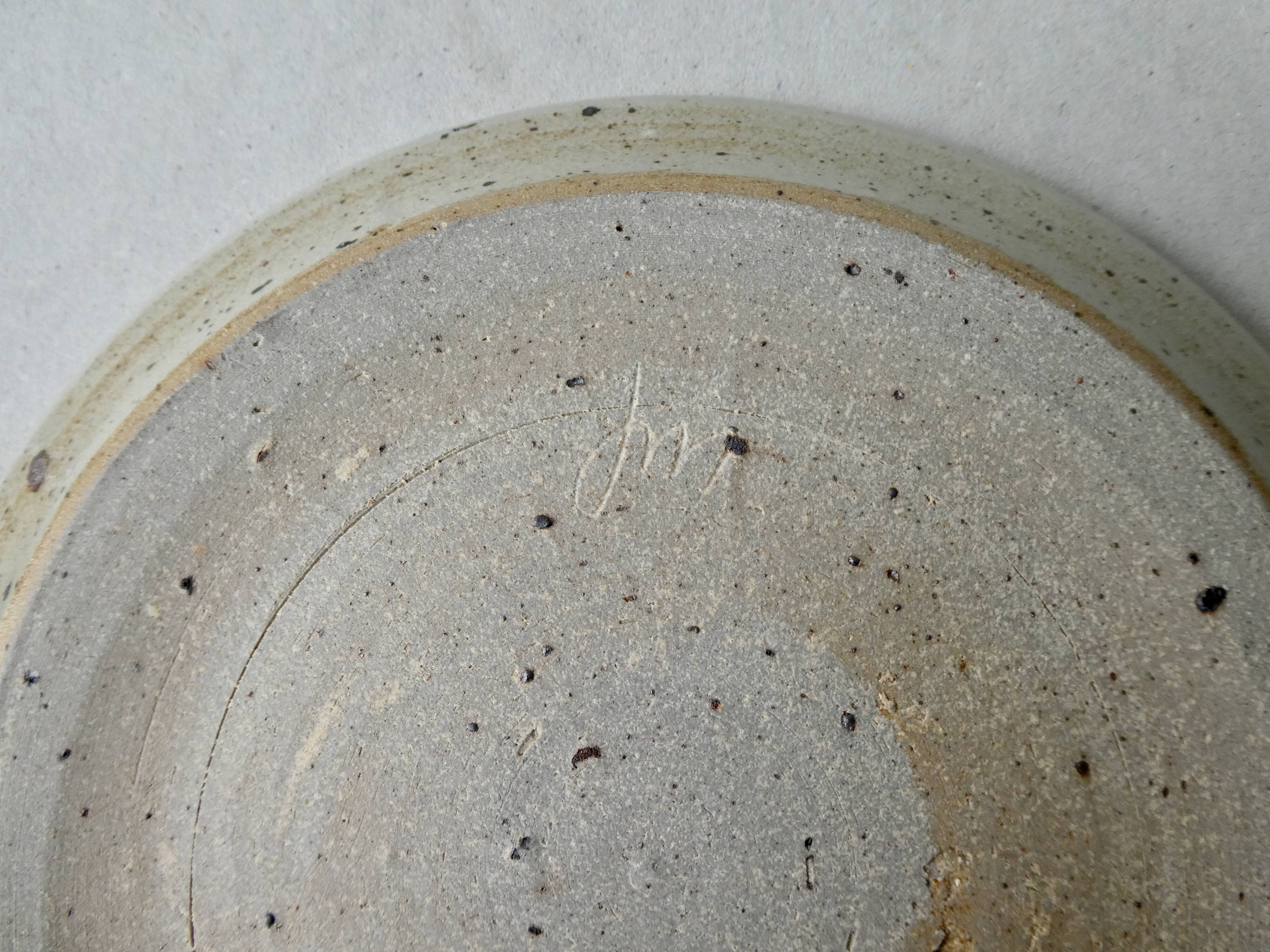 6 dessert plates or starter, sandstone, signed jm Malicorne, 70s