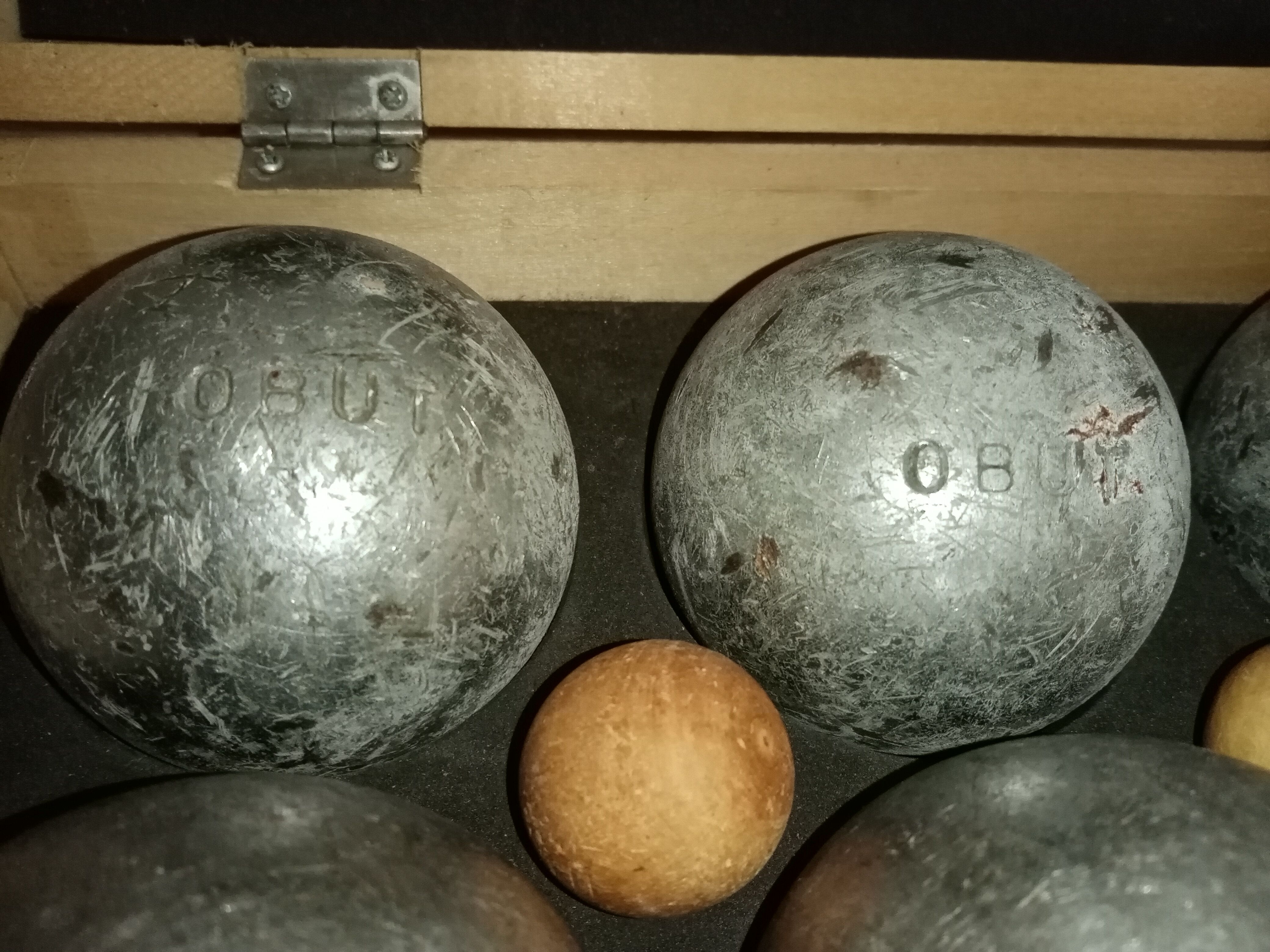 Box 6 bowls of petanque