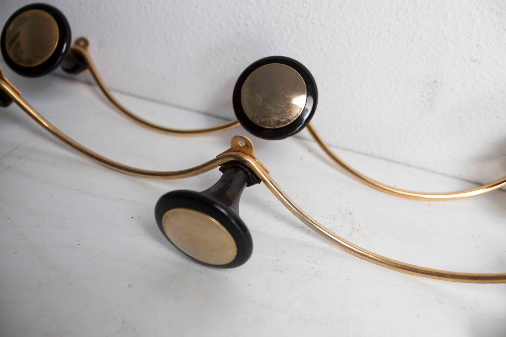 Pair of coat racks 3 hooks 1960 brass and plastic