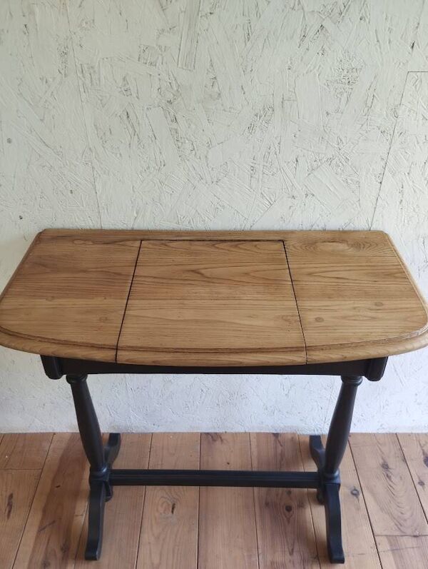Console, bureau, pupitre