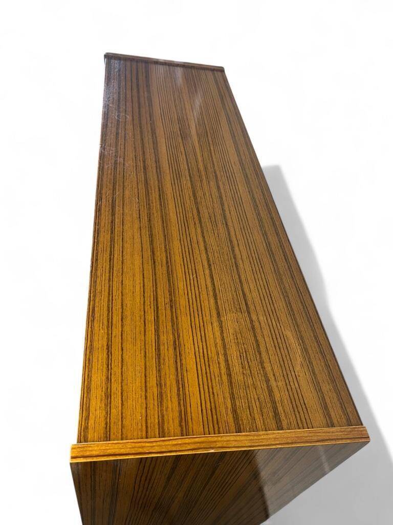 Vintage display cabinet / bar cabinet / cabinet with lighting