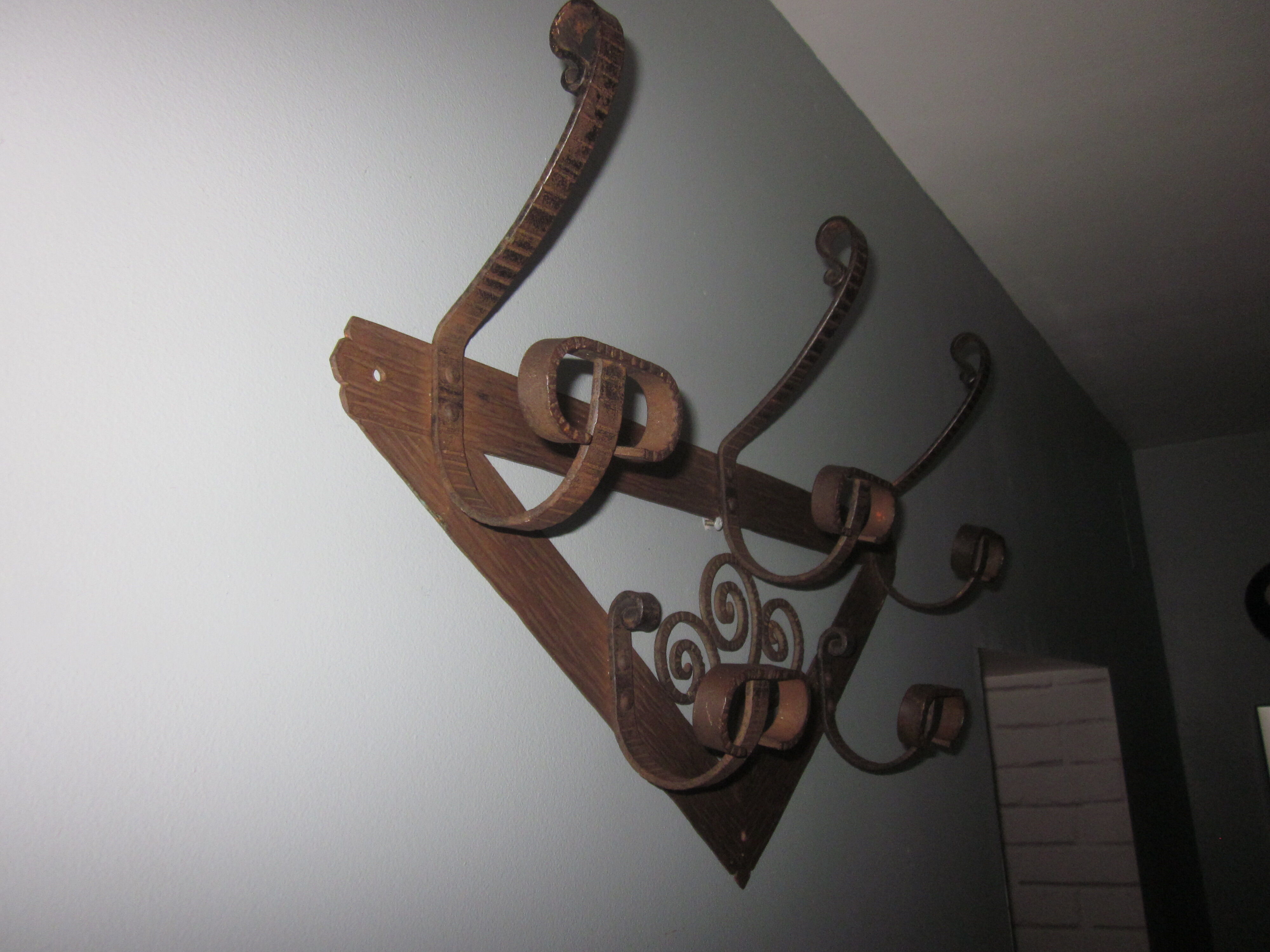Porte manteau mural art deco