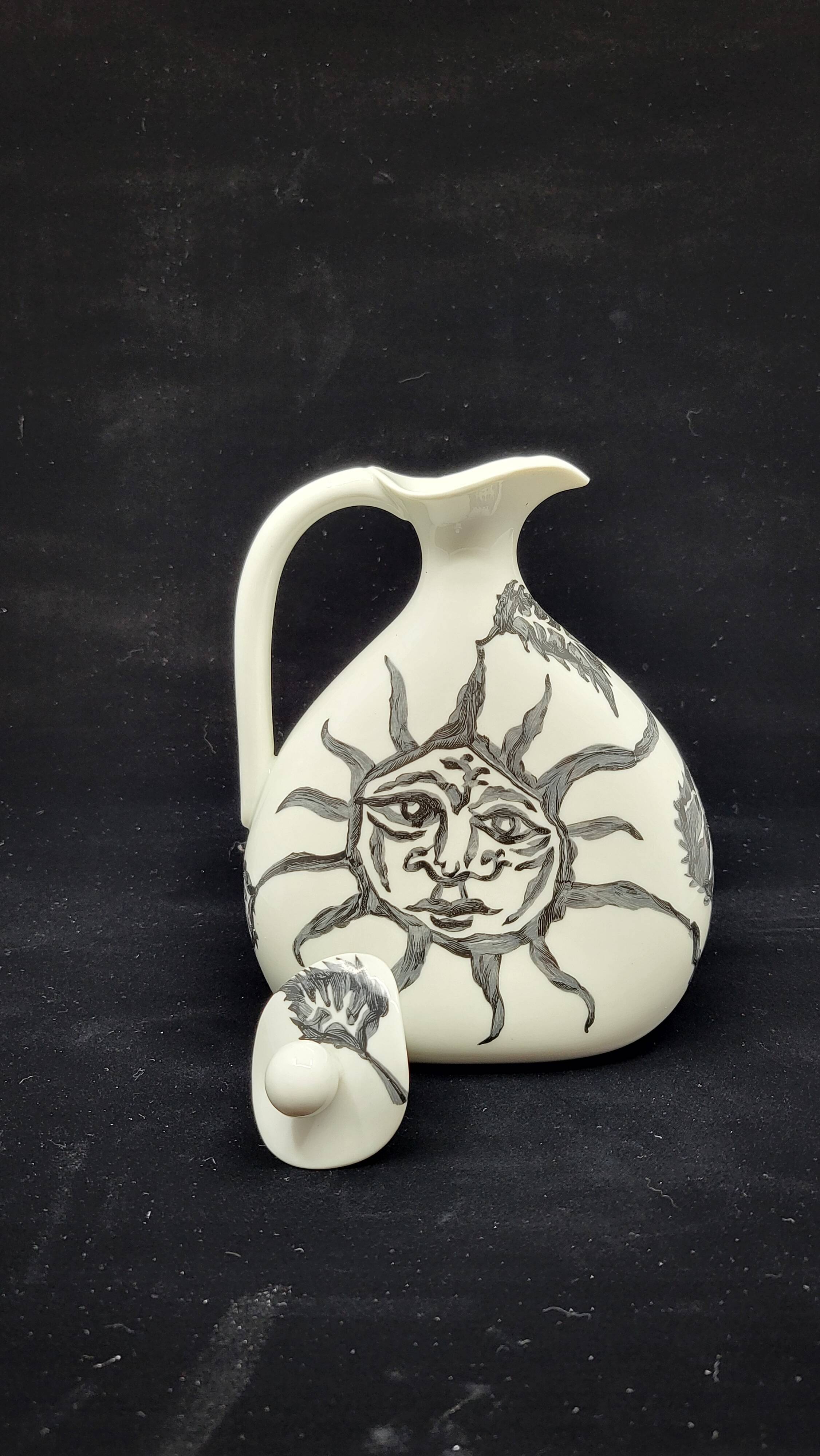 Bottle Jean Lurçat by Haviland Limoges in porcelain France