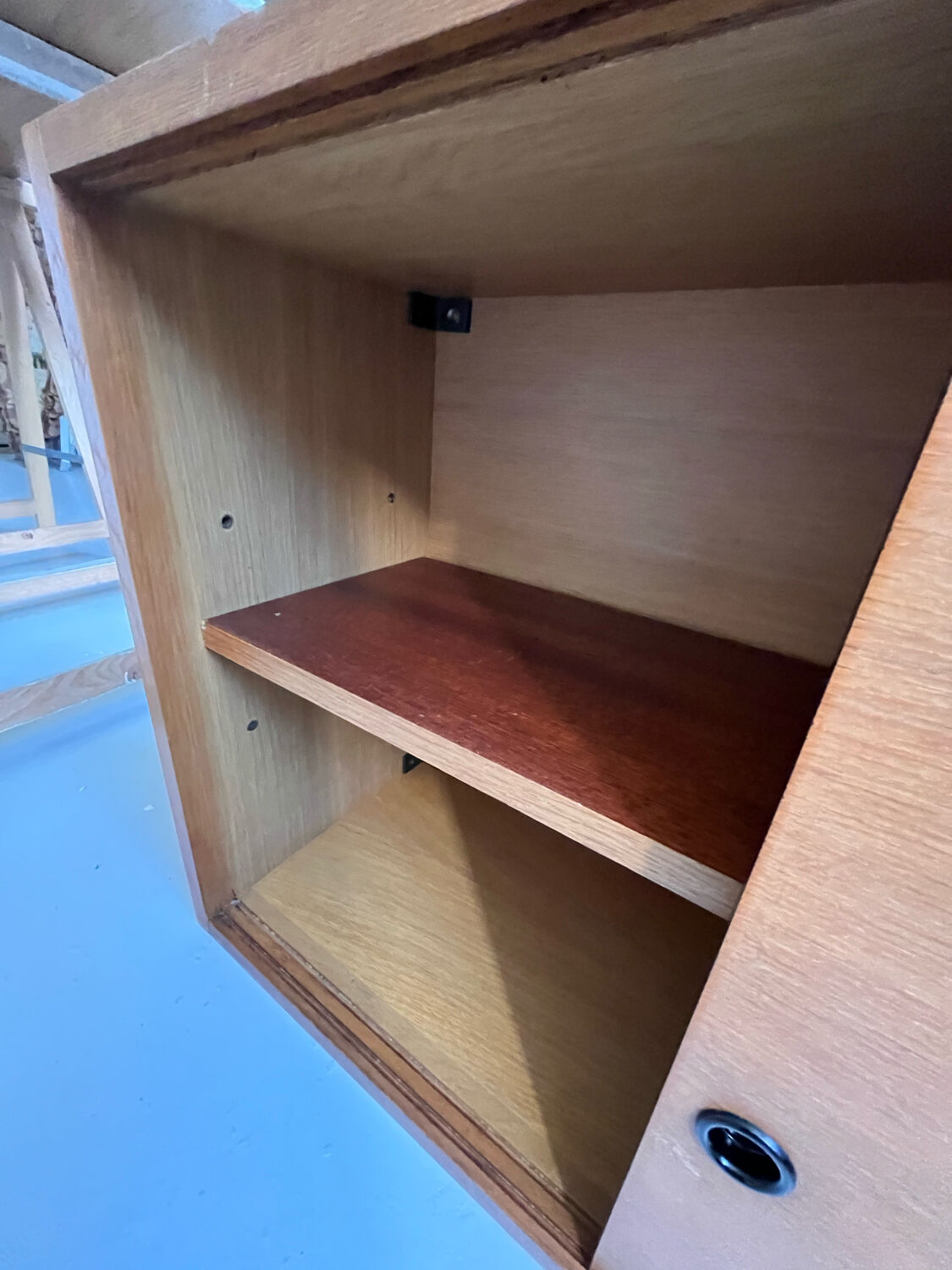 Set of two wooden wall furniture 40/50