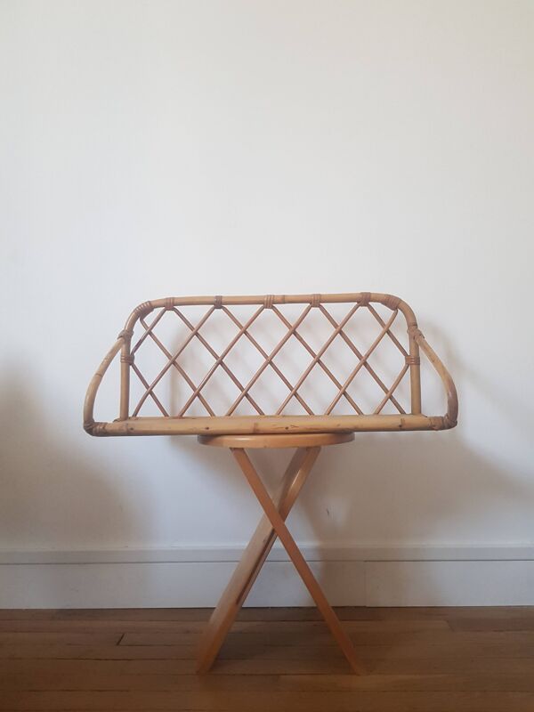 Etagere murale en rotin