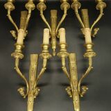 Série de 5 grandes appliques, carquois et têtes de belier, style Louis XVI - bronze
