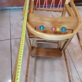 Chaise haute enfant en bois vintage