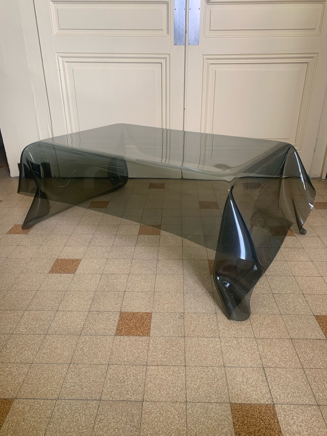 Table basse Plexiglass fumée