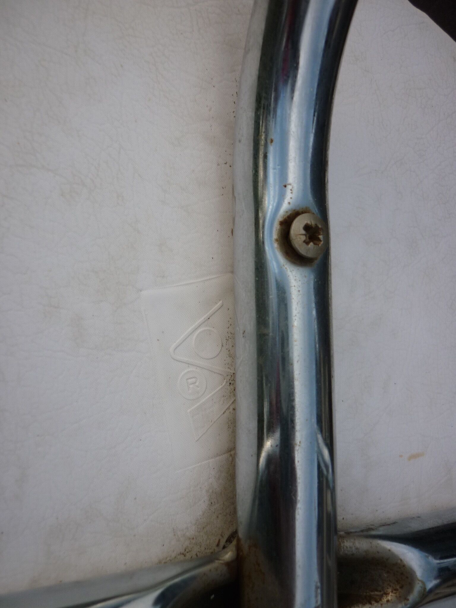Tabouret de cuisine blanc