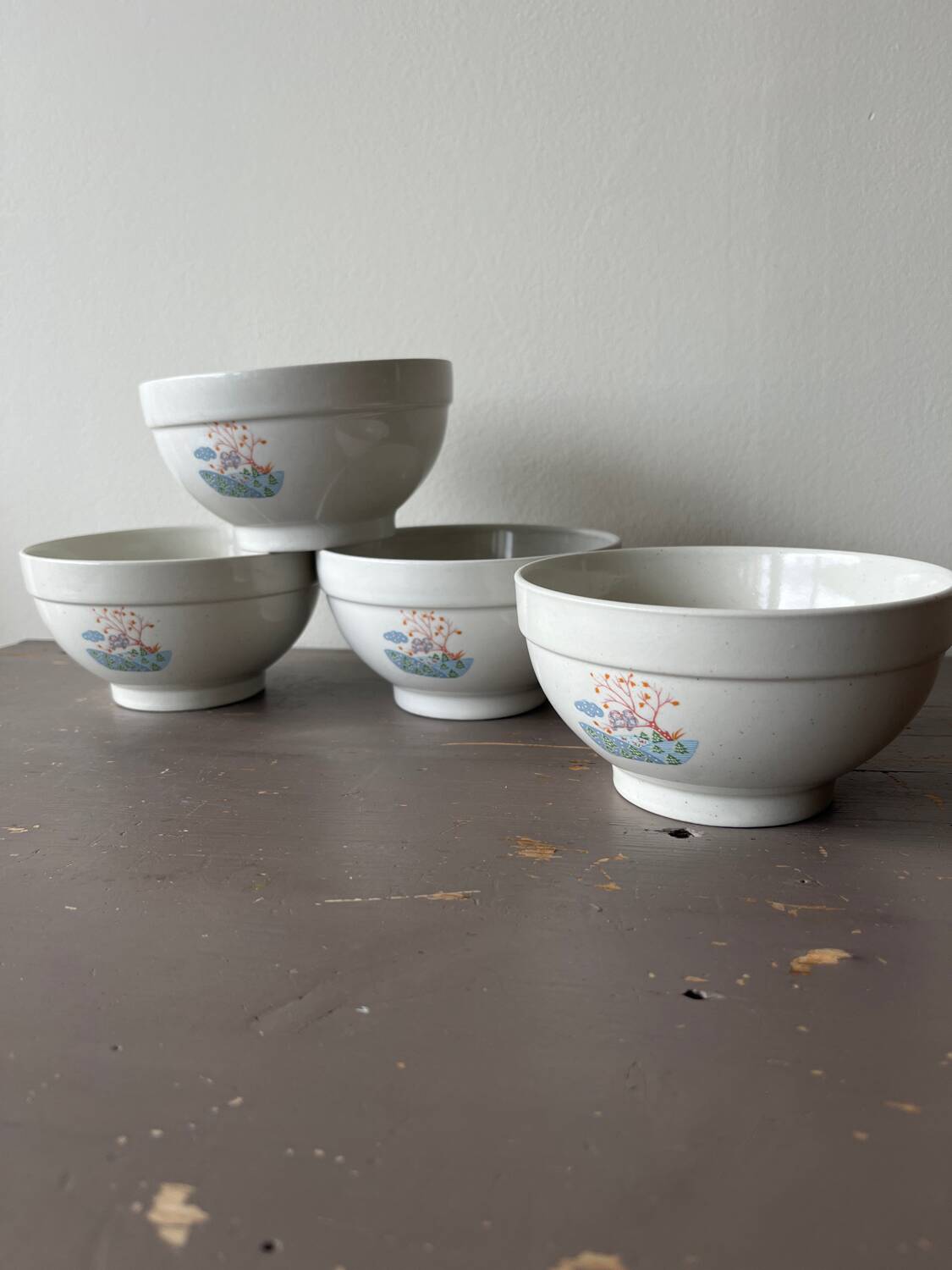 4 bols anciens en porcelaine italienne Cipa