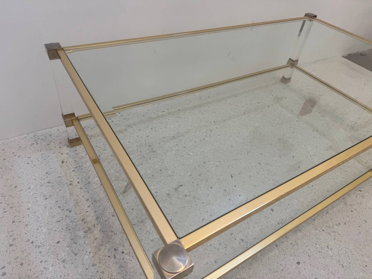 Table basse Plexi et alu doré, Pierre Vandel, 1970s