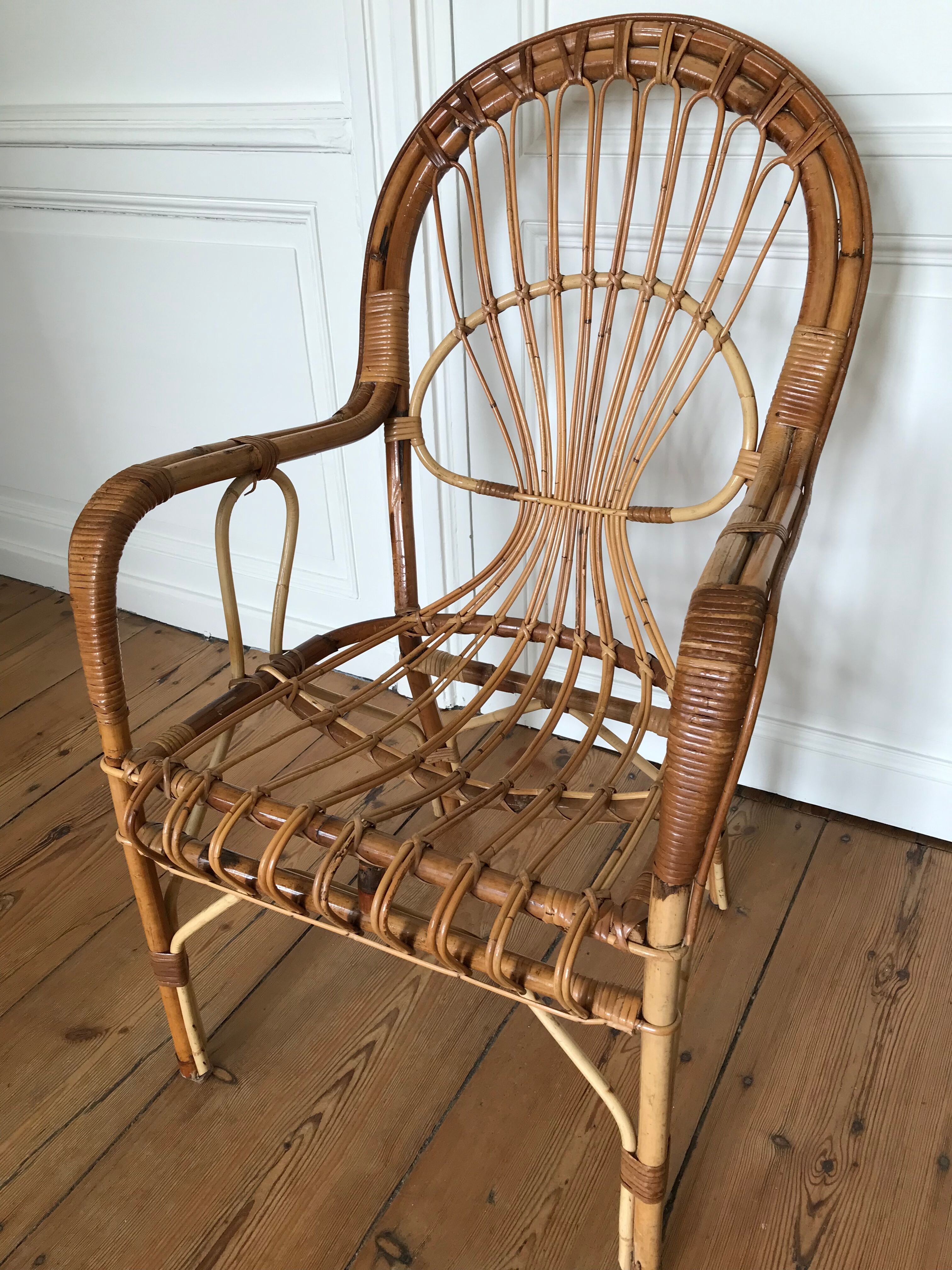 Fauteuil en rotin adulte années 60/70