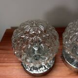 Paire d’appliques murales chromées globes en verre vintage