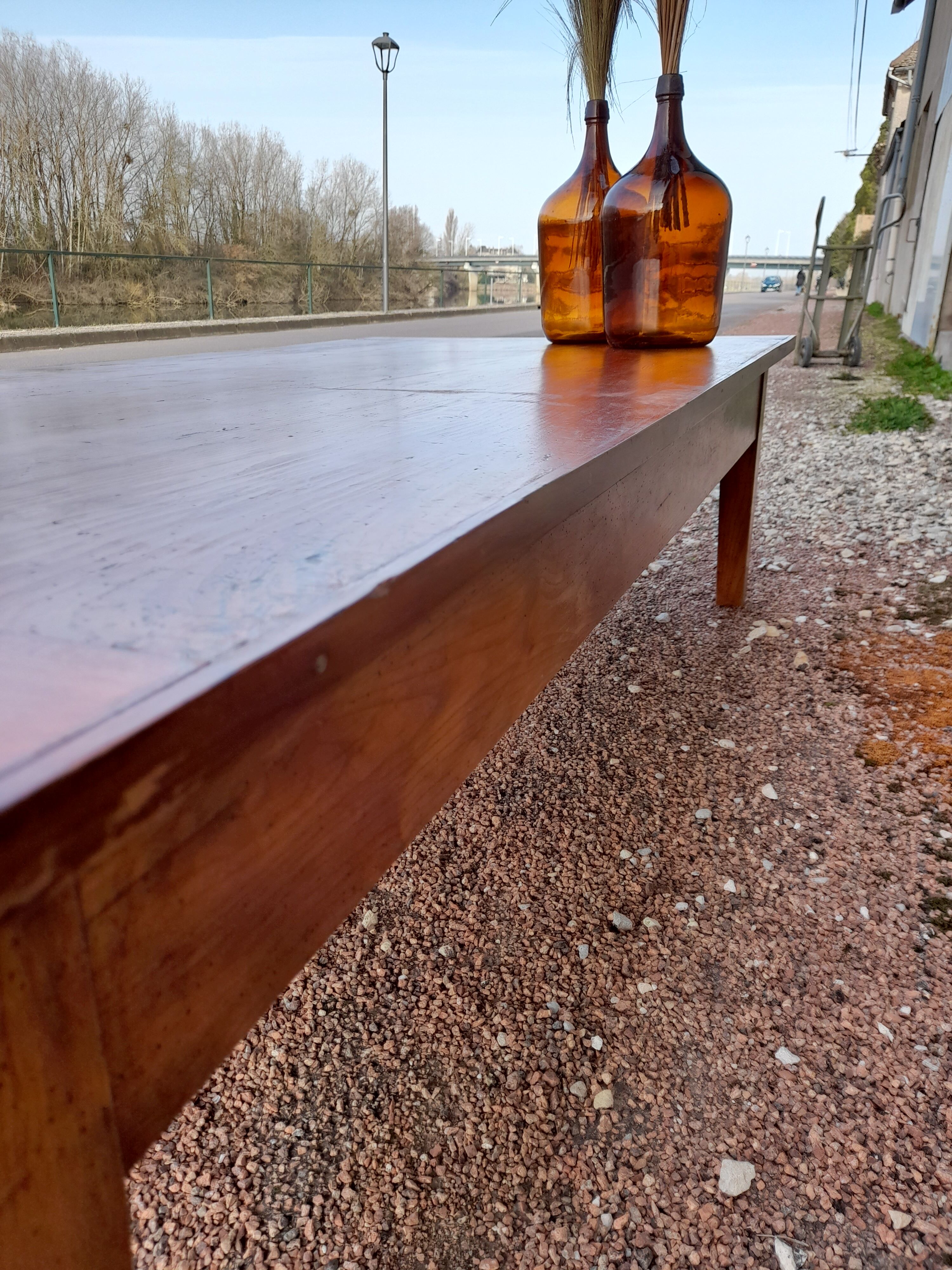 Rustic farm coffee table 3 drawers -1m72