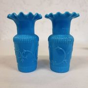 Paire de vases en opaline bleu