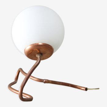 Lampe de table vintage en cuivre et opaline