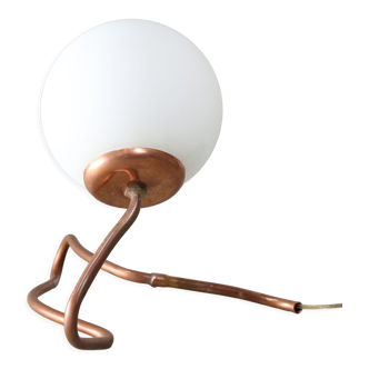 Lampe de table vintage en cuivre et opaline