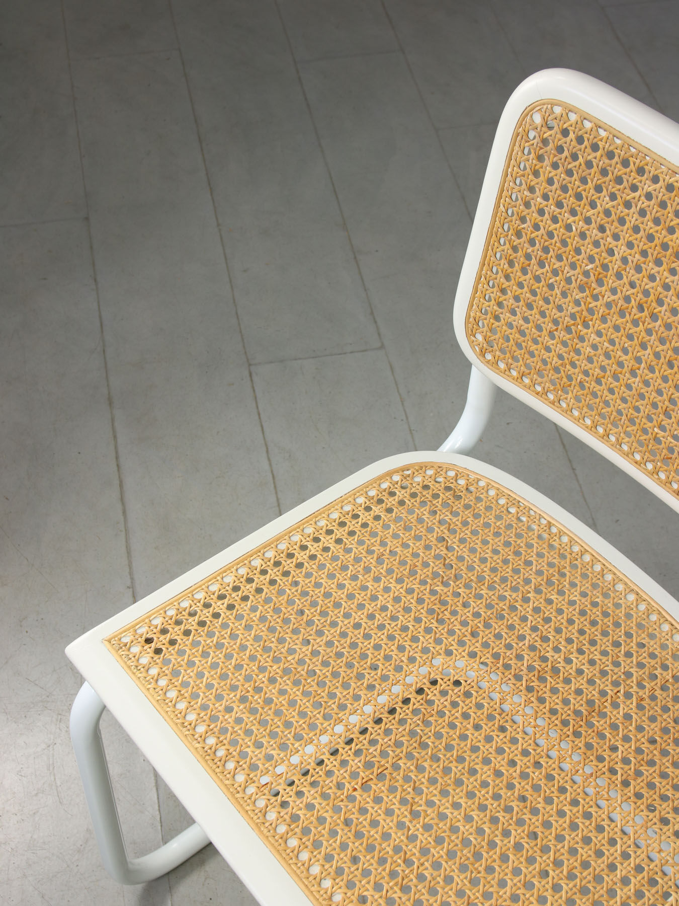 Vintage white B32 Cesca chair by Marcel Breuer, 90s