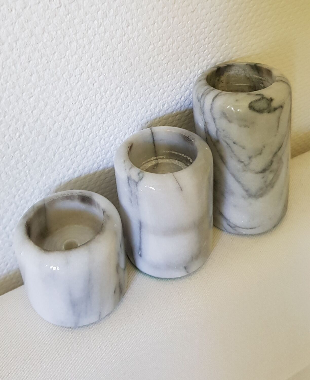 Set of 3 marble candle holders