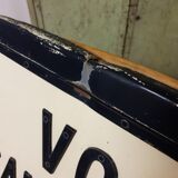 "Way Without Issue" sign