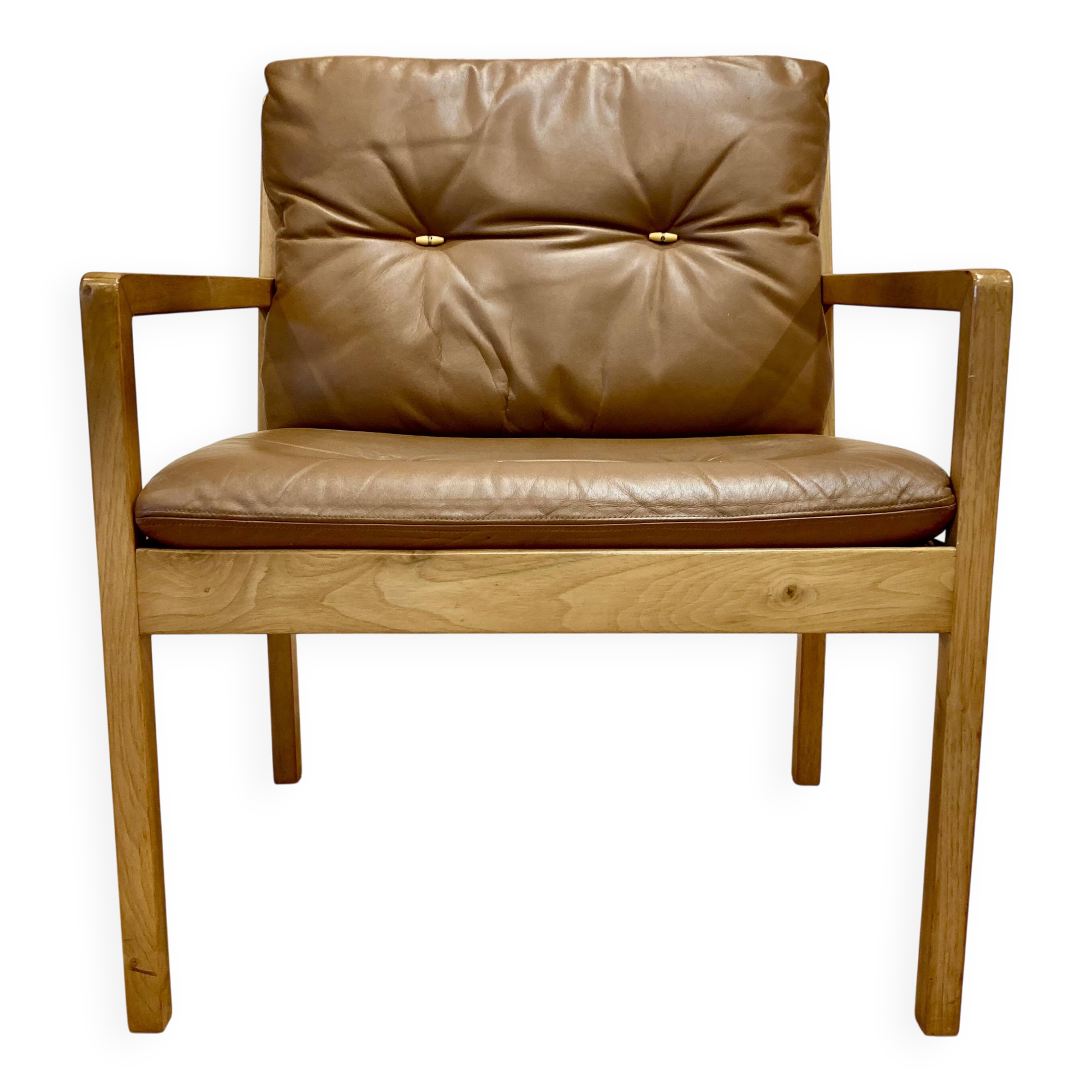 Fauteuil cuir design scandinave "Bernt Petersen" 1960.