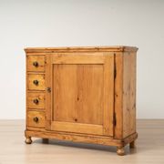 Cabinet Biedermeier en pin ancien avec 4 tiroirs
