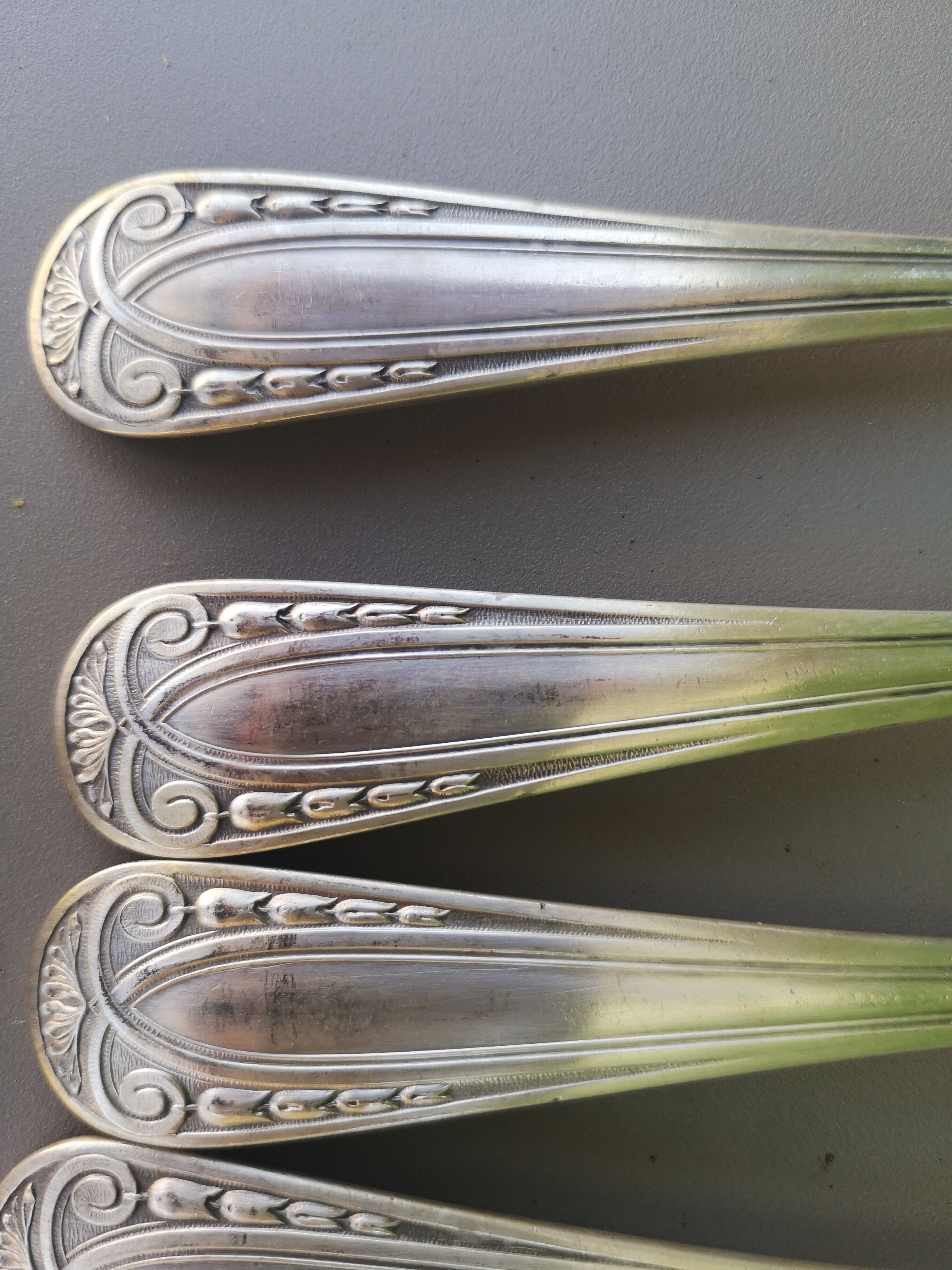 Silver metal forks