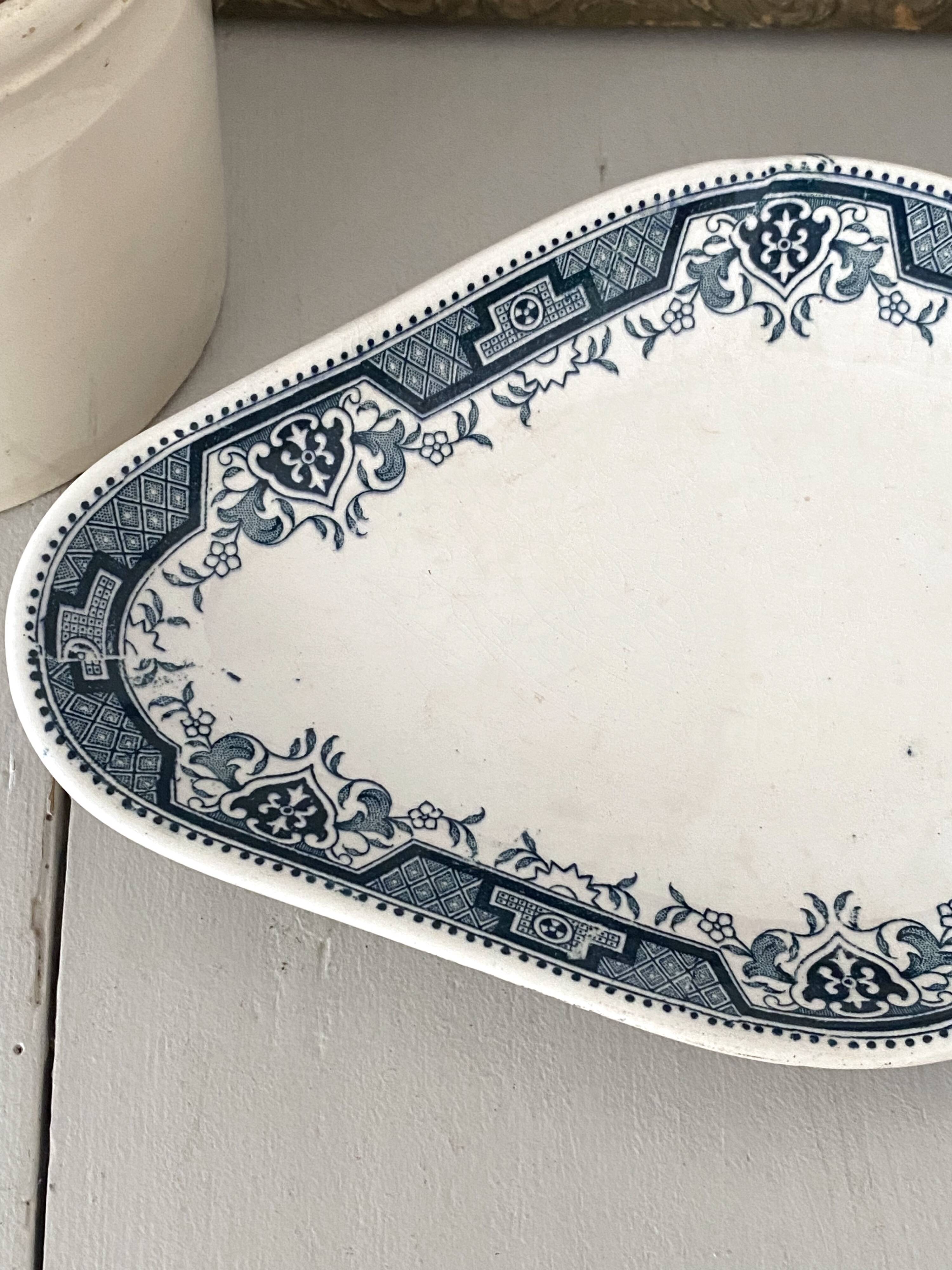 Small old Moulin des Loups dish