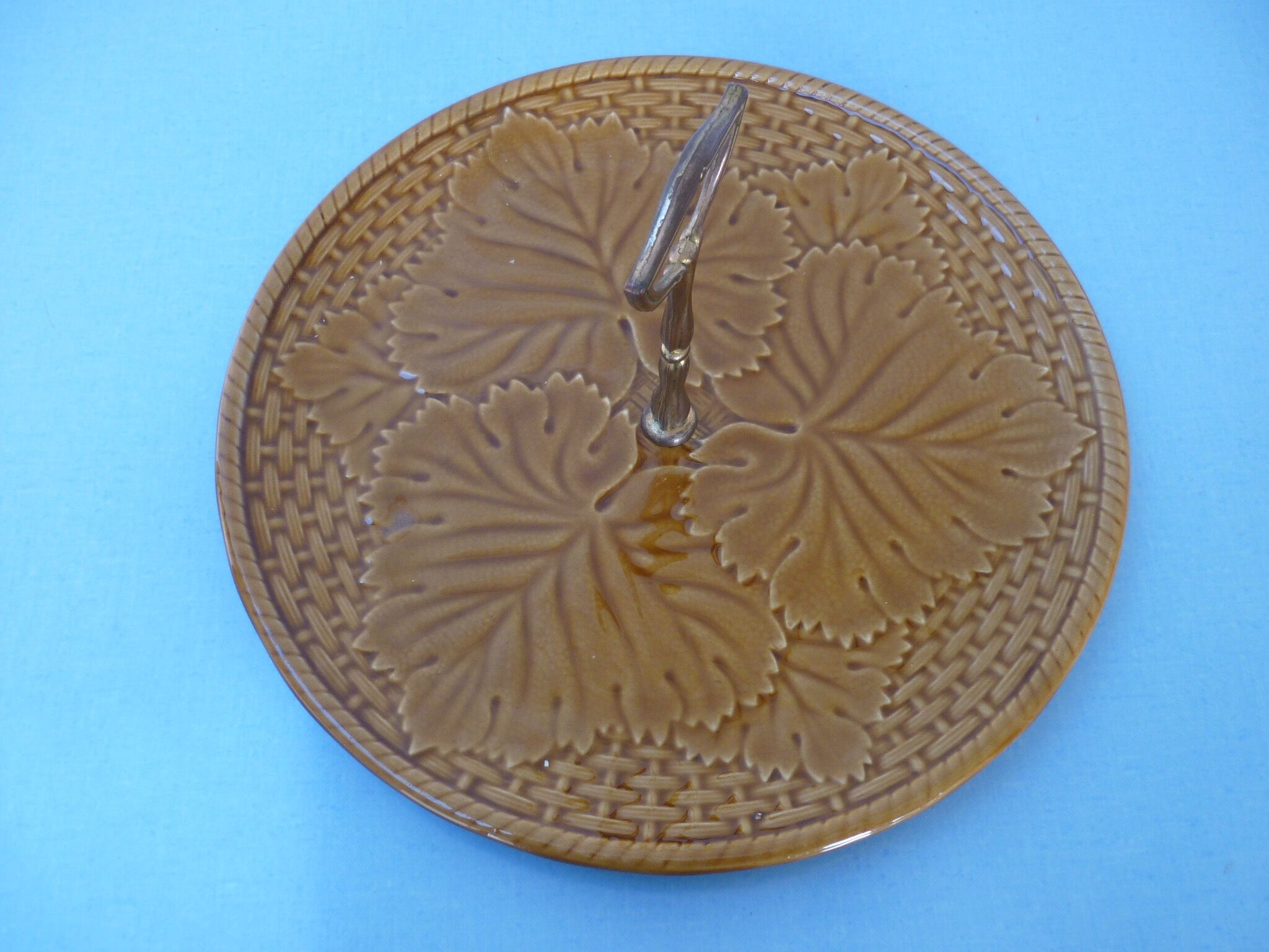 Cheese platter of Gien, vine leaves, 1960