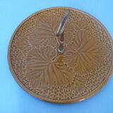 Cheese platter of Gien, vine leaves, 1960