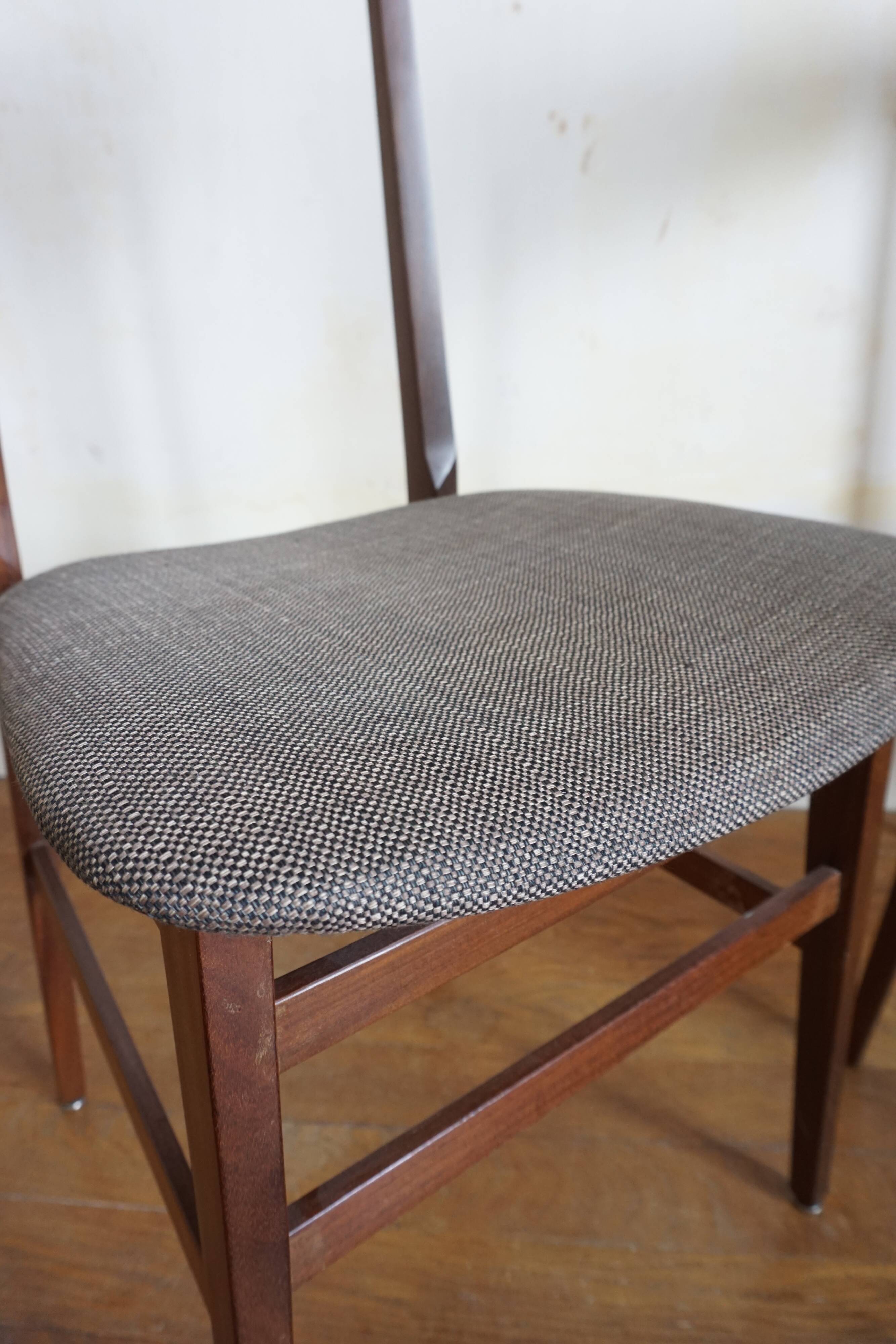 Pair of Italian chairs Consorzio Sedie Friuli