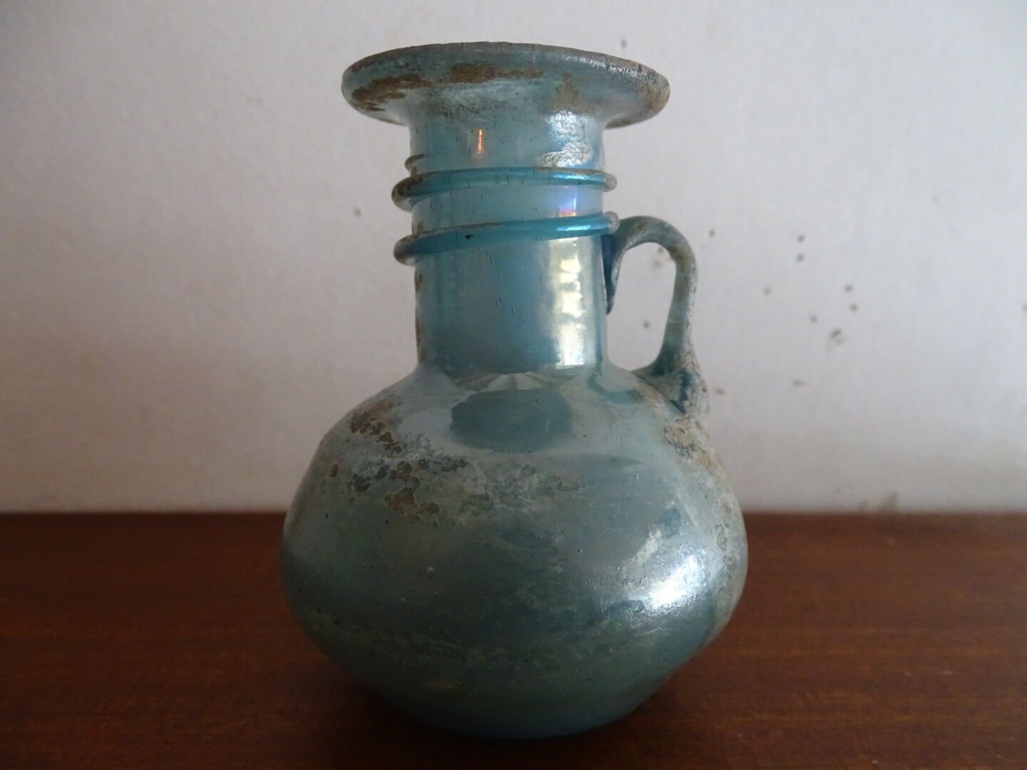 Miniature vase Scavo Seguso Vetri d'Arte iridescent glass Murano 1950