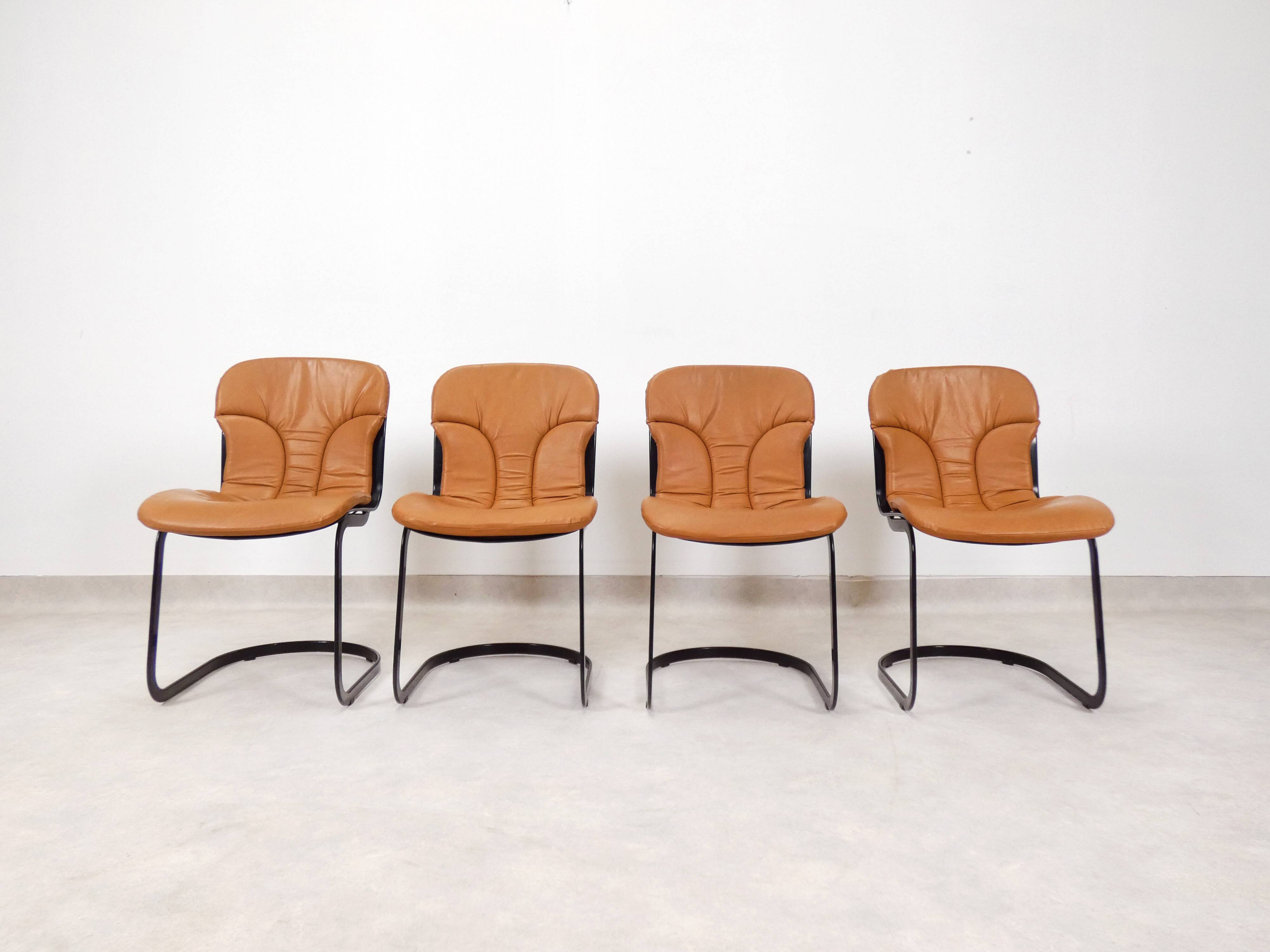 Chaises Willy Rizzo pour Cidue Italie - cuir