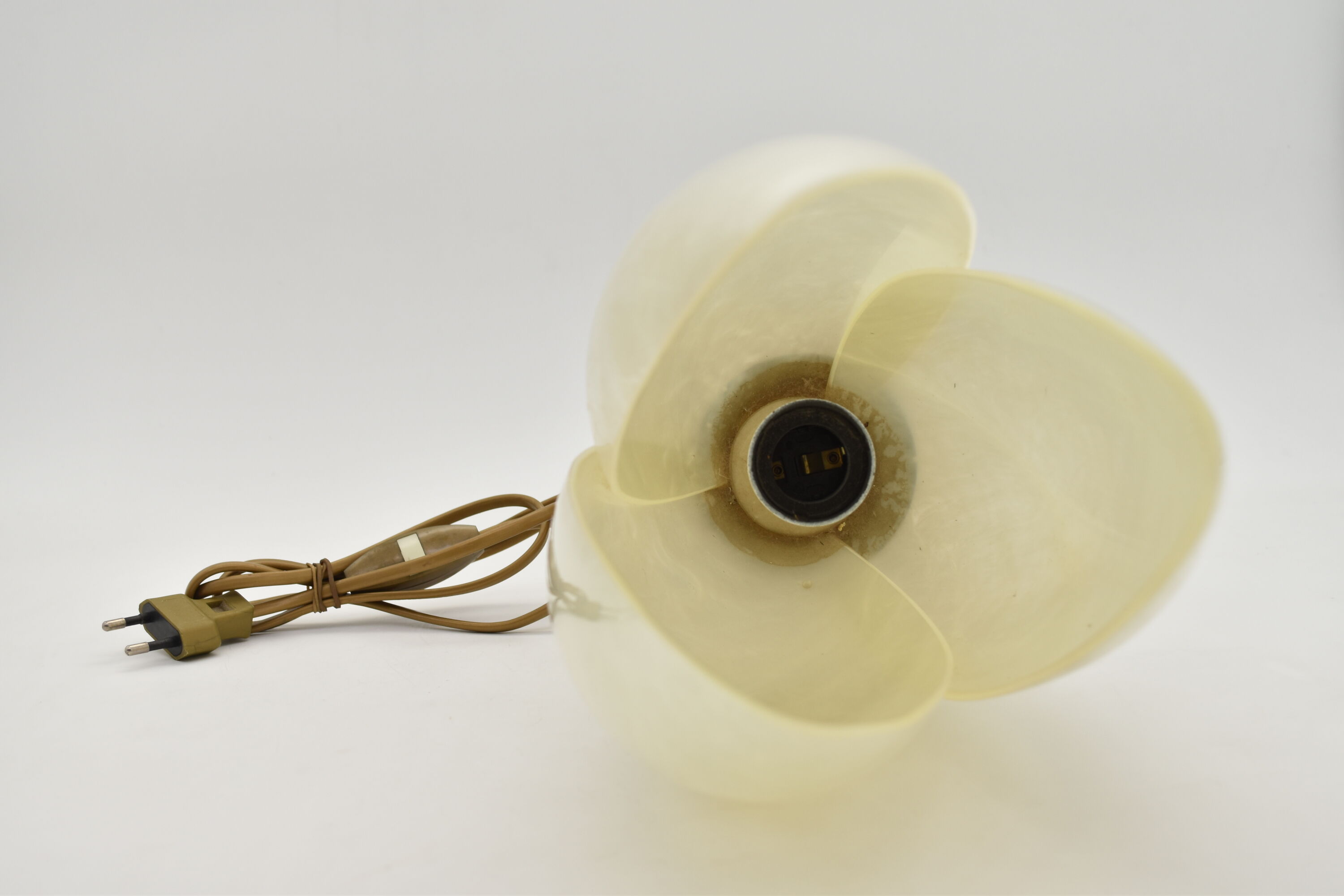 Pearly Rougier vintage Tulip lamp