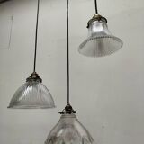 Holophane suspensions