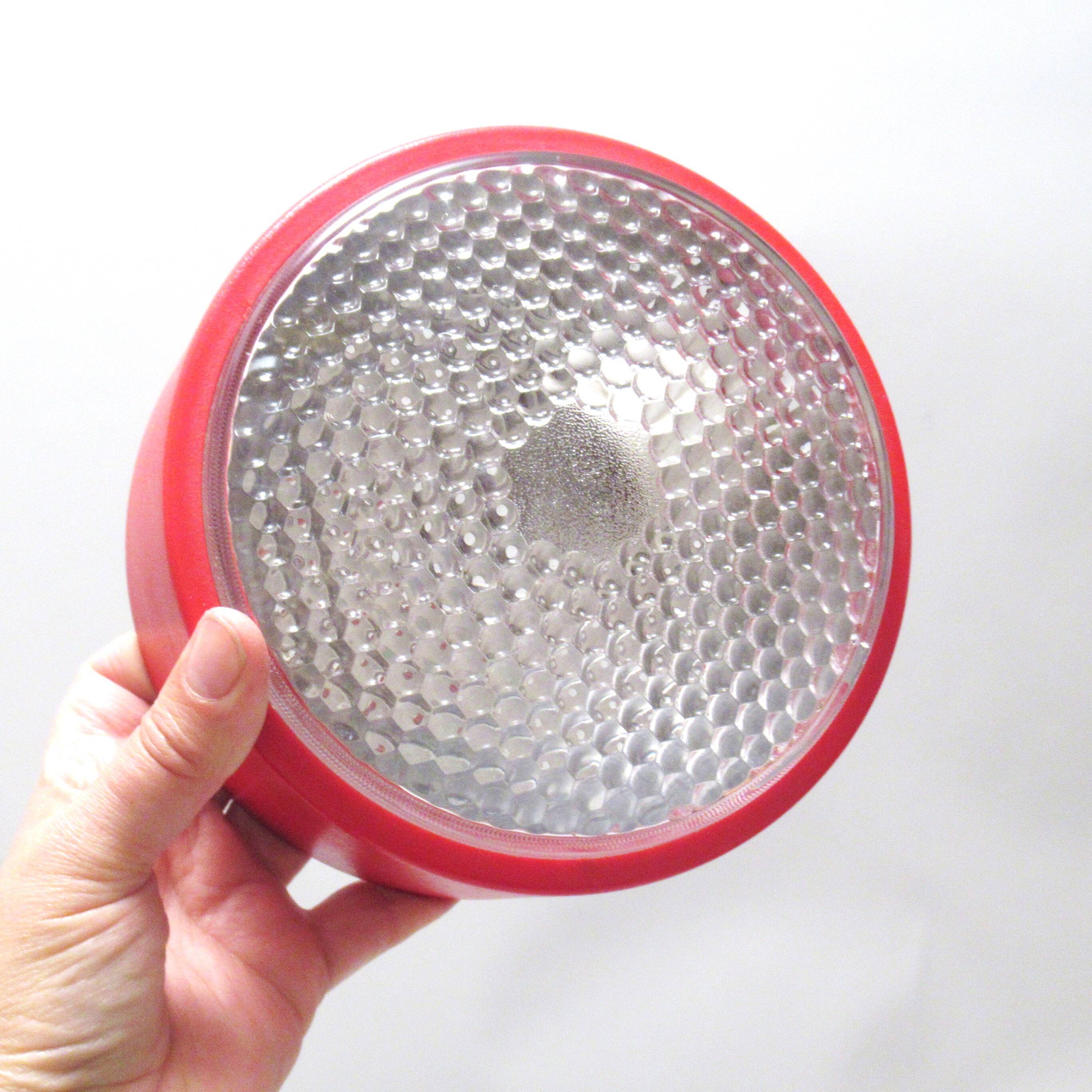 Prisma 80s industrial wall light