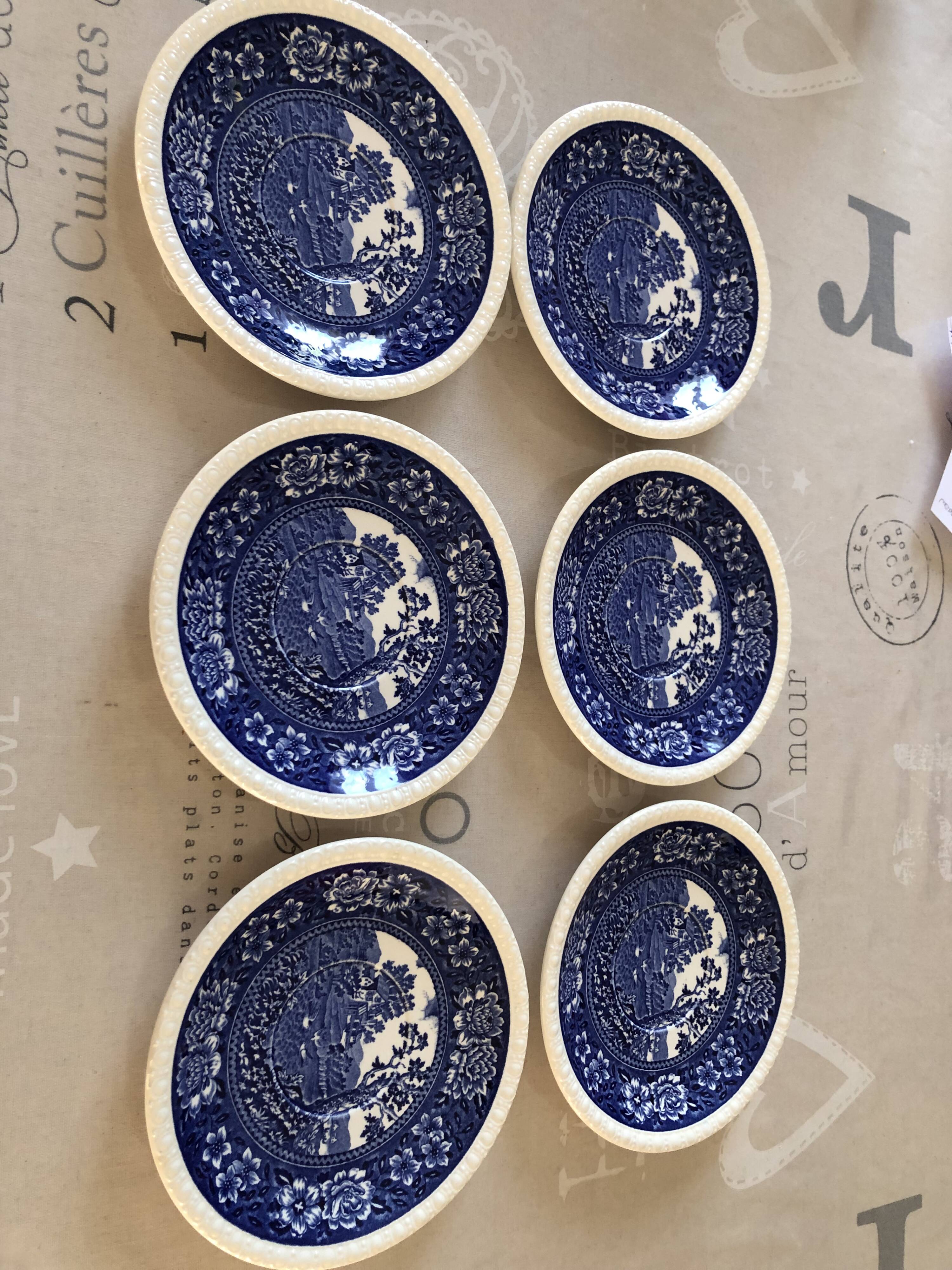 Villeroy and Boch dessert plates