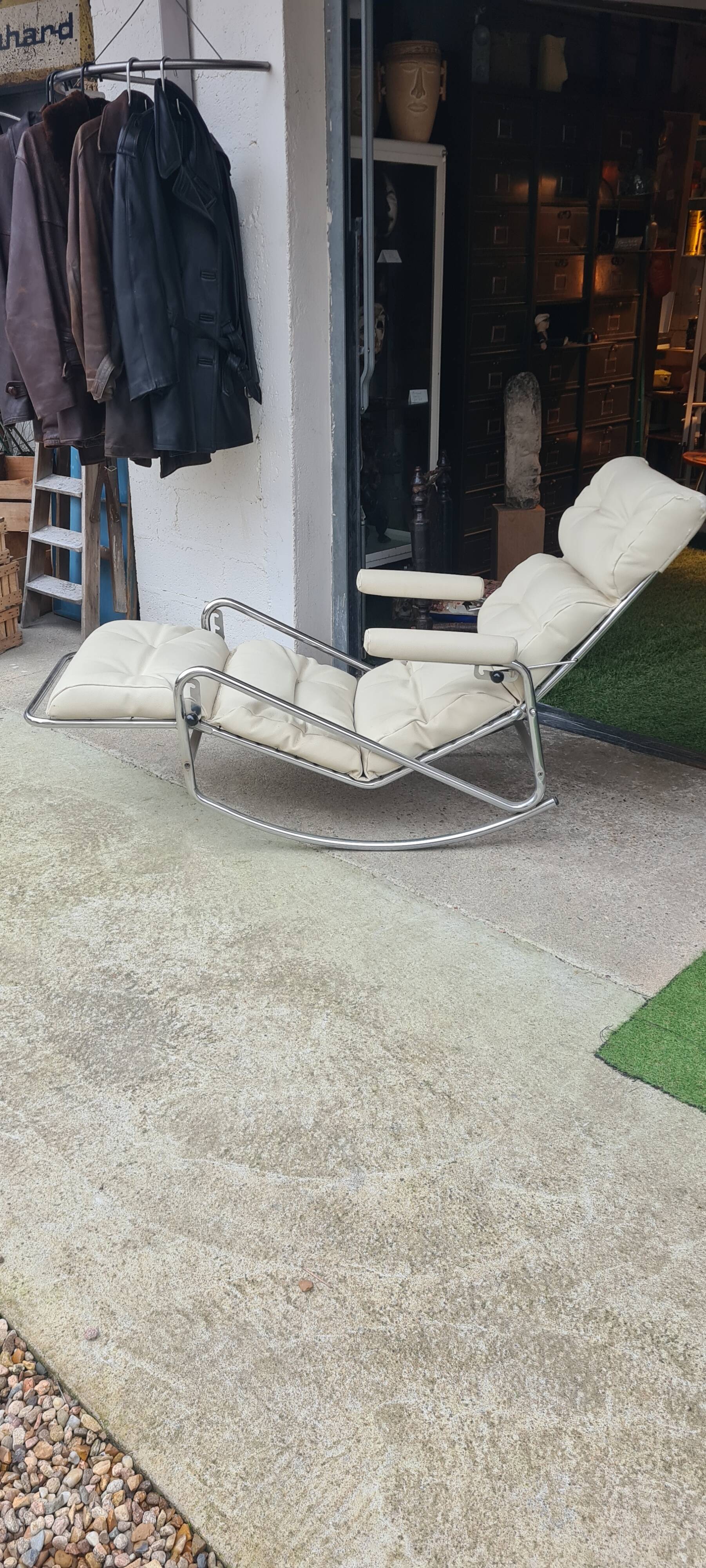 Chaise longue rocking-chair